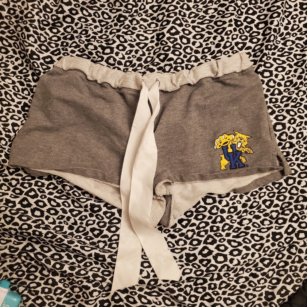 Womens Kentucky shorts